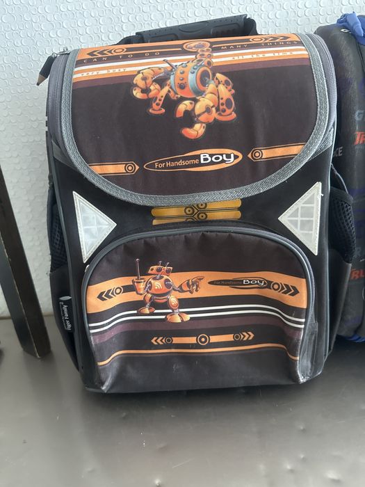 Школьный рюкзак для мальчиков