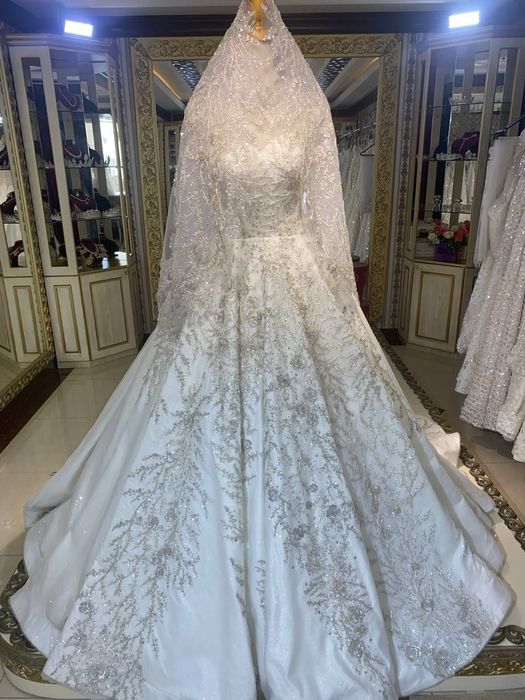 Свадебные платья