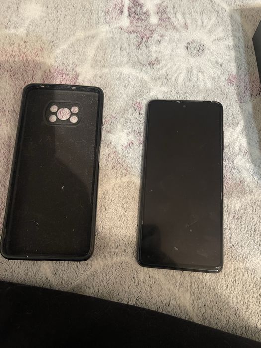В продаже телефон Poco x3pro