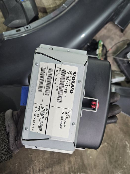 Дисплей навигация за Volvo XC90 2007г