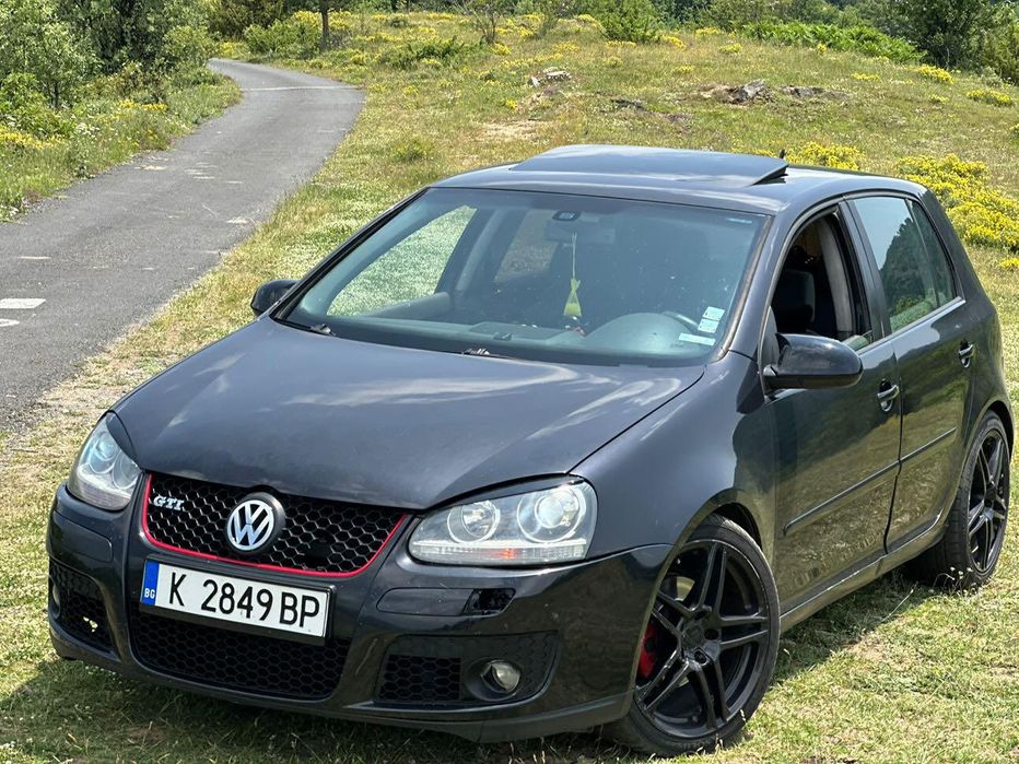 • Продавам Голф 5 2.0tdi 140кс BKD на ЧАСТИ (имам над 20 голфа) Golf v