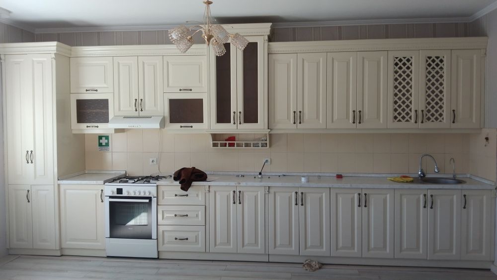 Кухонный гарнитур б/у в хорошем состоянии