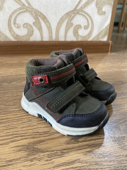 Детский комбинезон +ботинки