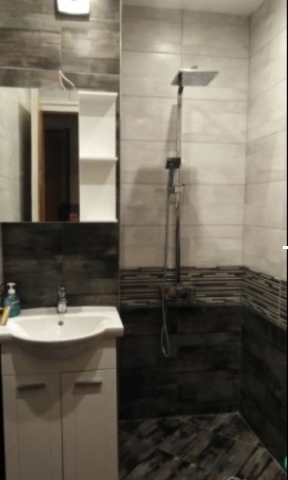 Обзаведена стая до МОЛ Сердика, за момиче