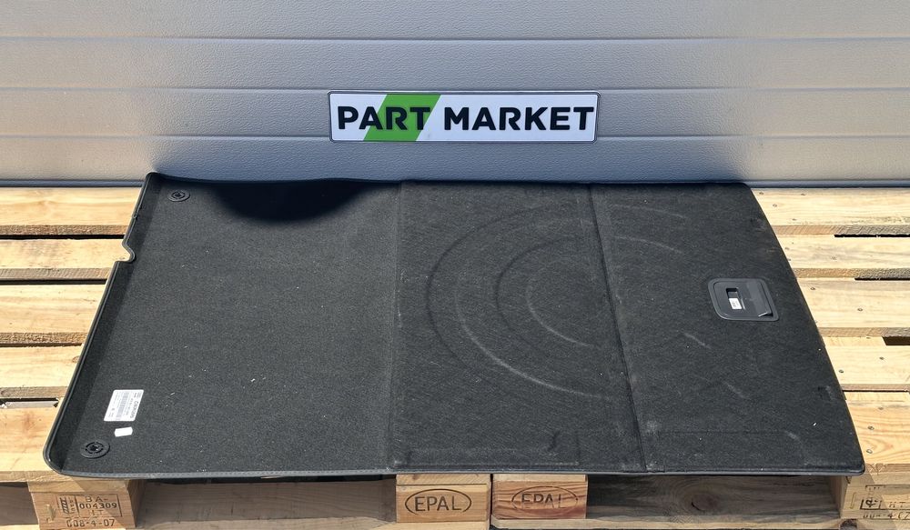 Кора багажник AUDI A7 C8 4K8863463
