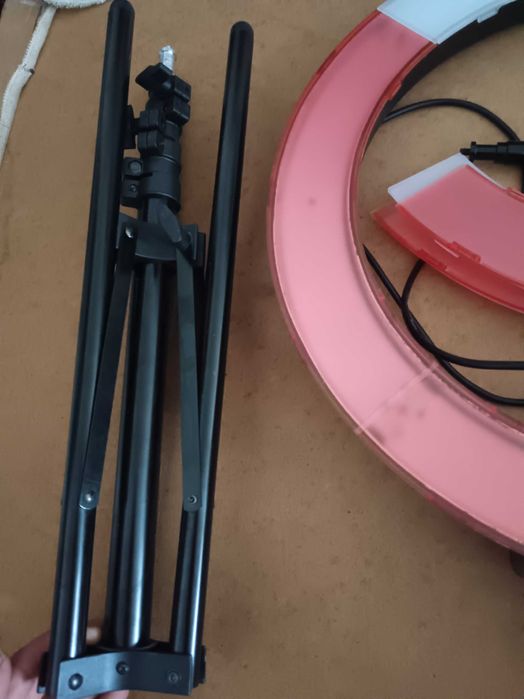 Neewer RL-18 Lampa LED Bi-Color Circulara 18"