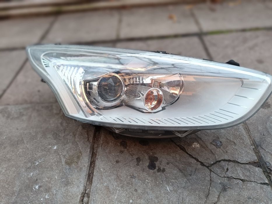 Фарове за Форд В Макс