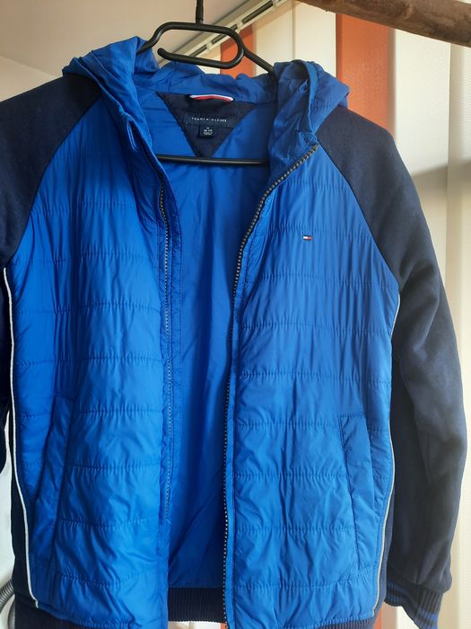 Geacă Primăvară-Toamnă Tommy Hilfiger.8-10 ani!Originală.Stare perfect