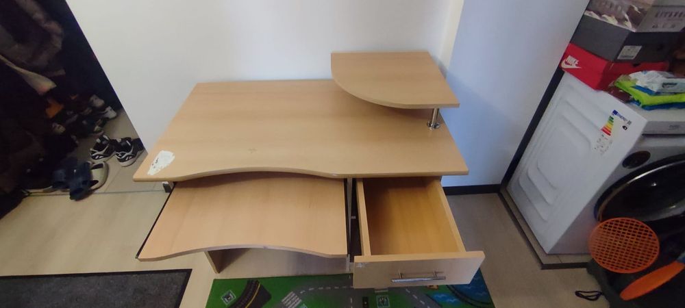 ! OFERTĂ ! Birou de cameră.