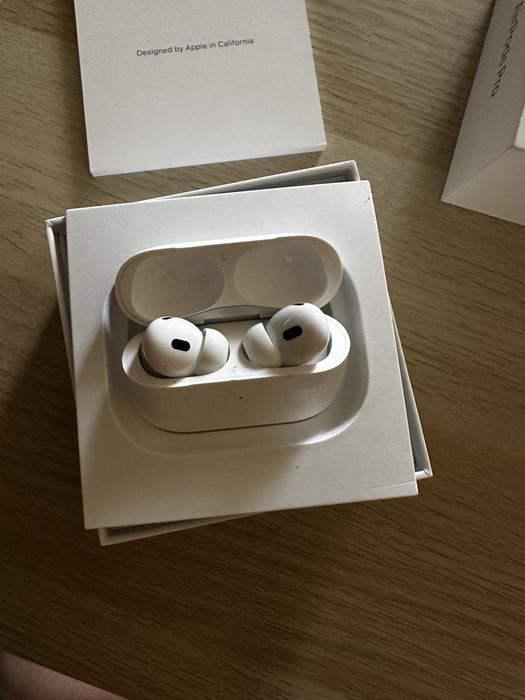 Apple AirPods Pro 2