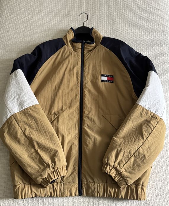 Tommy Jeans двустранно яке размер М