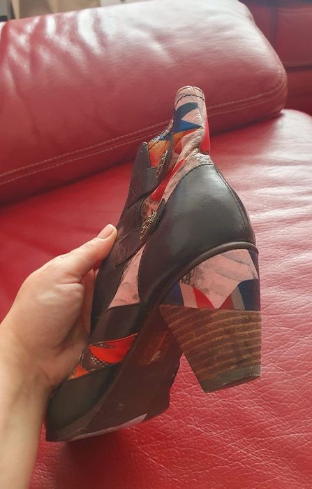 Ghete dama LAURA VITA