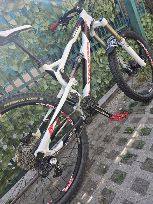 Bicicleta YT Wicked, 26".