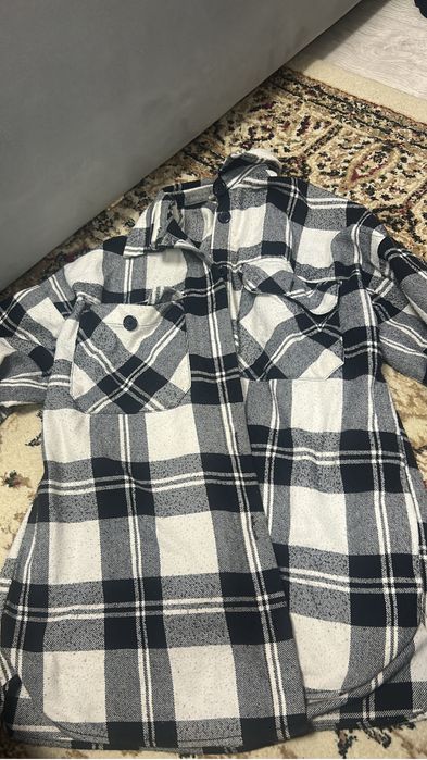 Продается рубашка 2000