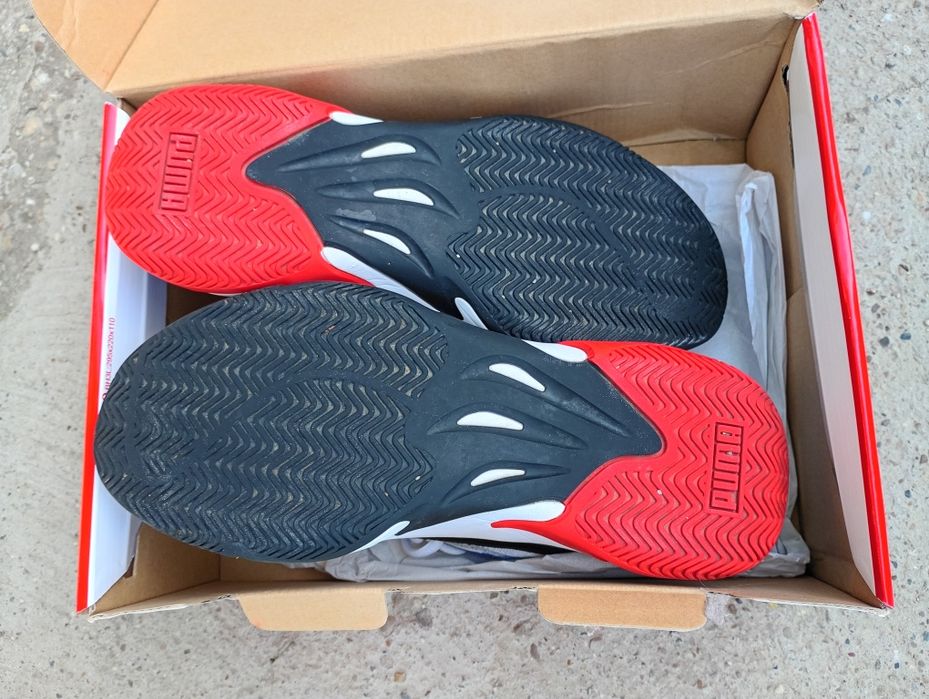 Adidași Puma mărimea 38,5