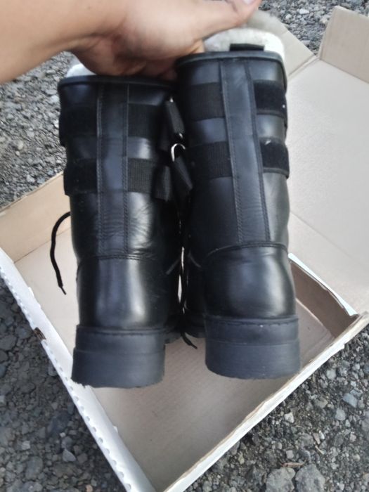 Продам берцы зимние