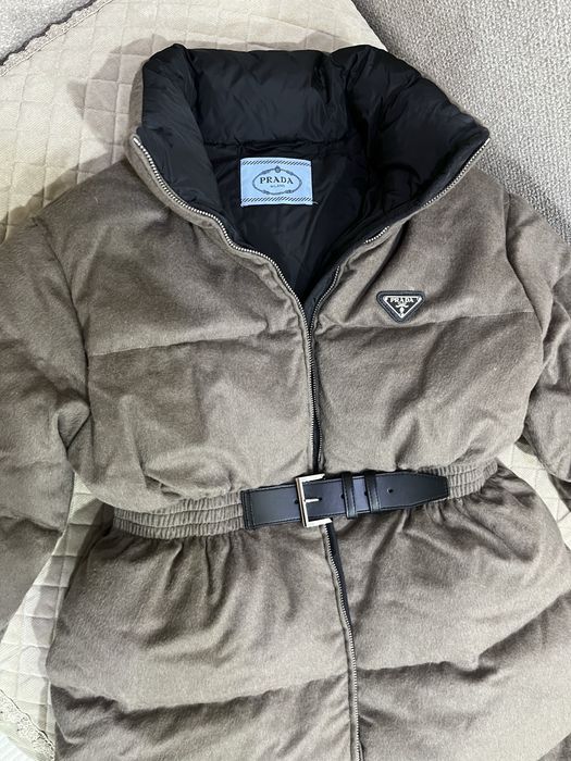 Продам зимнюю куртку