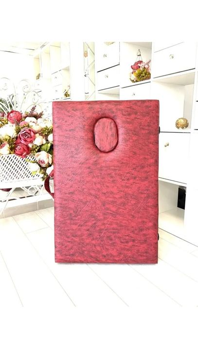 Продам стол массажный 25000 есть торг