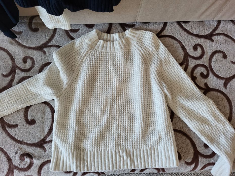 Продам трендовую кофту школьную для девочек