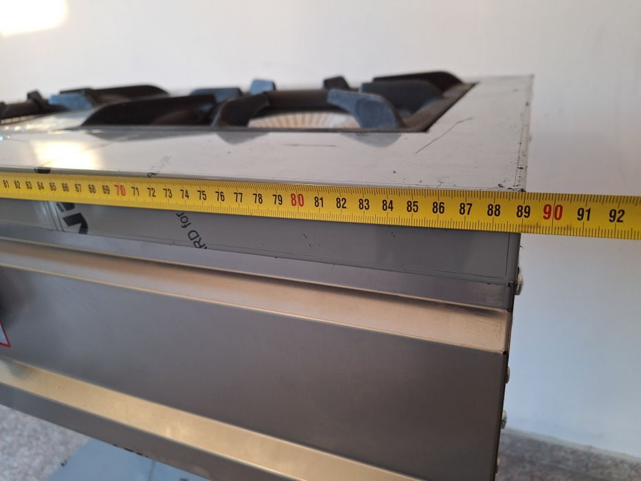 Котлон газов професионален с крака и долен плот защита- СЕ