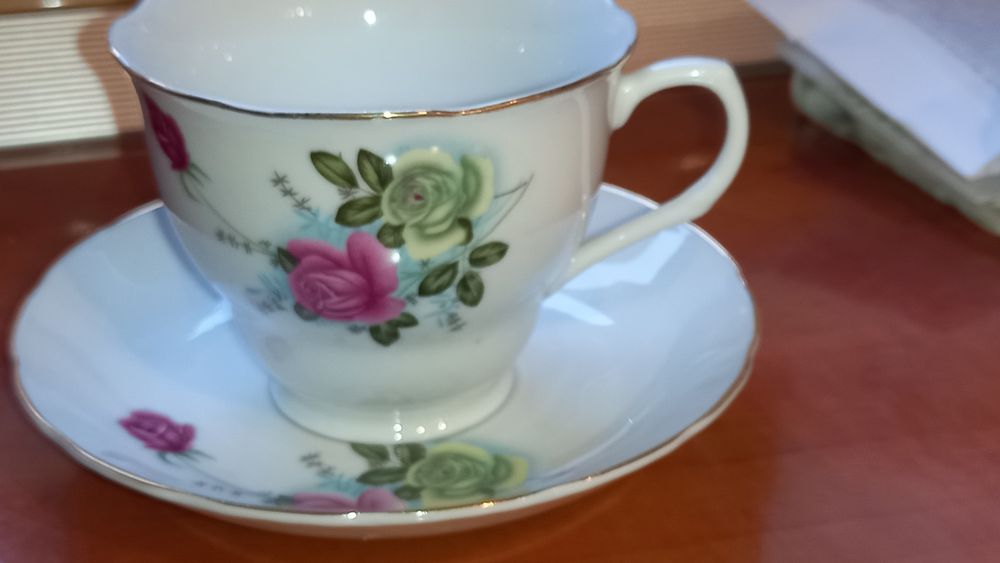 Vad set portelan fin chinezesc  cafea/ceai,4 cesti+4 farfurioare medii