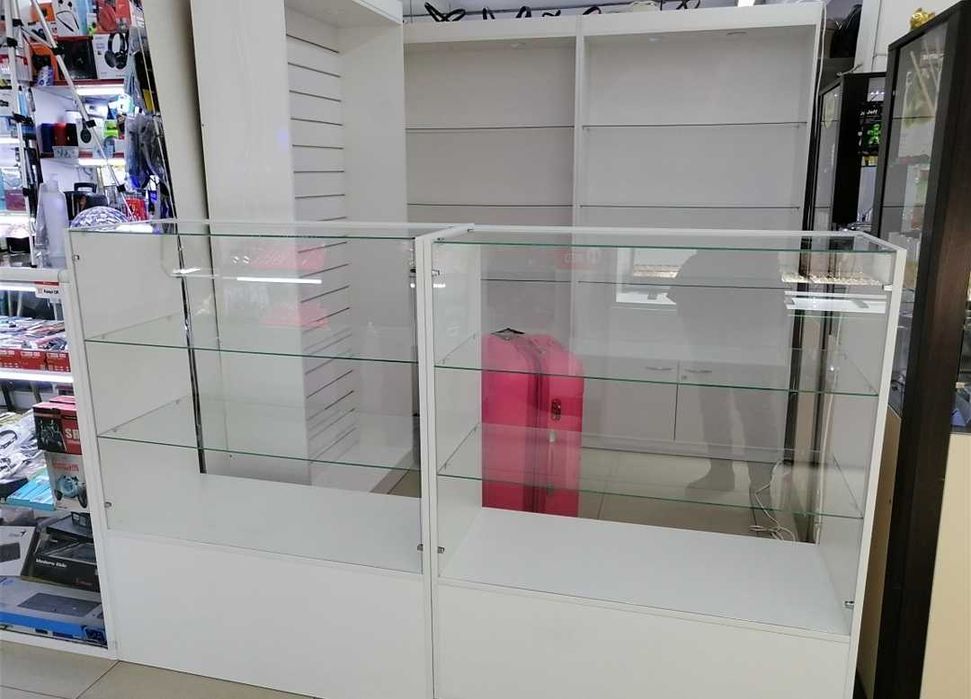 Продам бутик, б/у. Срочно