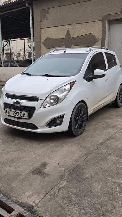 Spark 2017 Год 4 Автомат Одни руки в идеальном состоянии