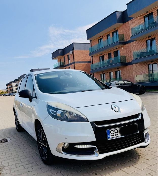Renault Scenic  An 2012