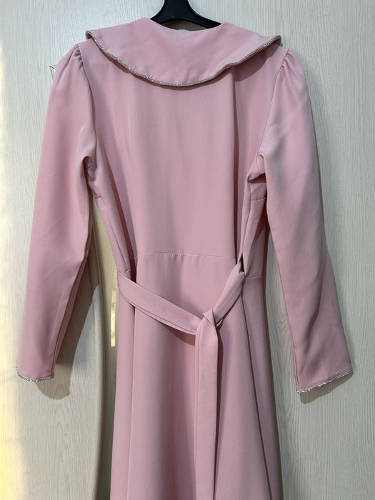 Продам Платье 8000тг 44 размер