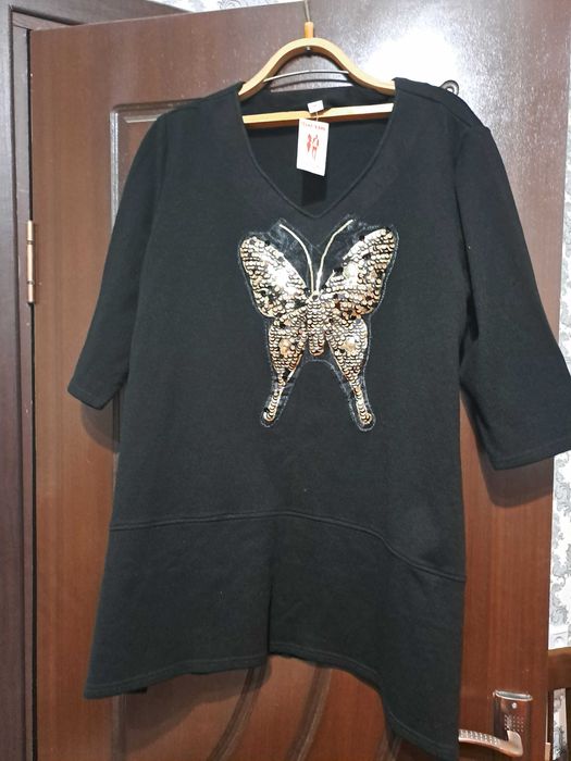 Новая шерстяная туника примерно 54-56 размер