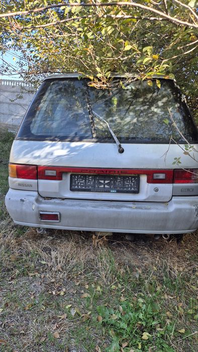 Nissan Prairie 1989 г.в.