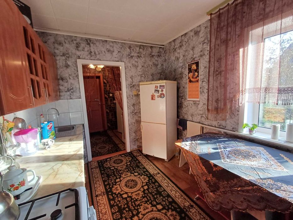 Продается уютный дом с участком в тихом районе