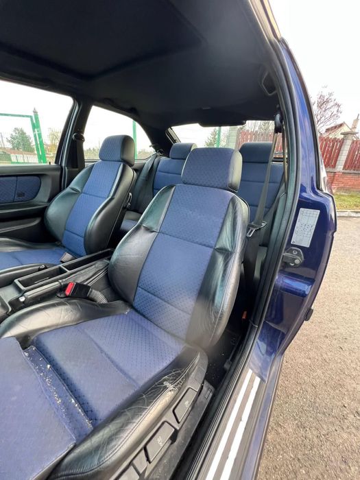 BMW E36 Compact 323ti automat