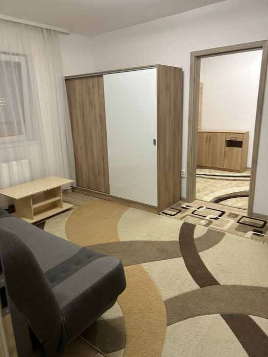 Închiriez apartament 2 camere
