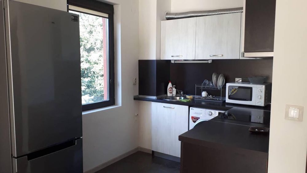 Дава се под наем Двустаен апартамент в София, Кръстова вада - 62 кв.м за 699 € - Снимка #3