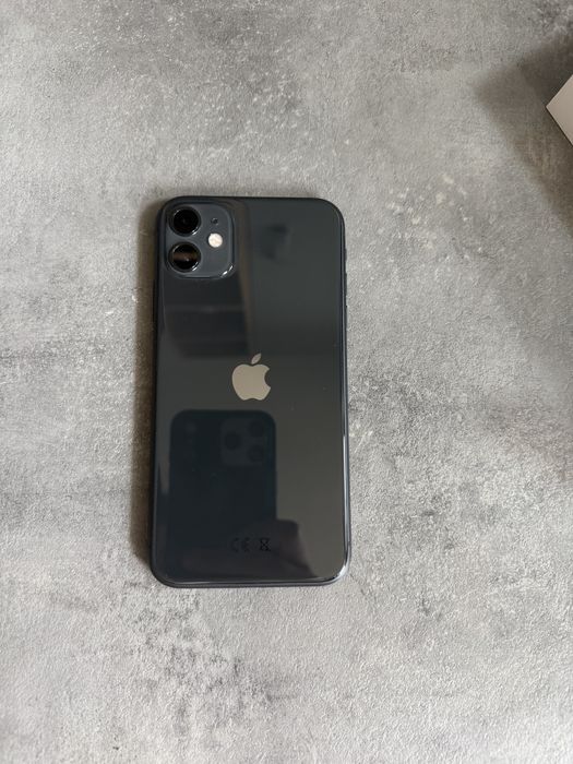 iPhone 11 64 GB negru