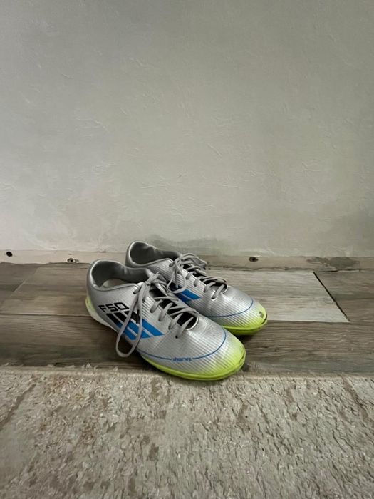 Бутсы Adidas F50 Speedcegacy