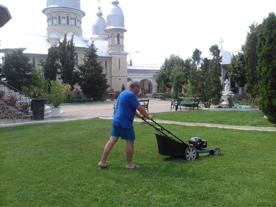 Cosit, amenajări, întrețineri,defrișări, erbicidari, taiere gard viu