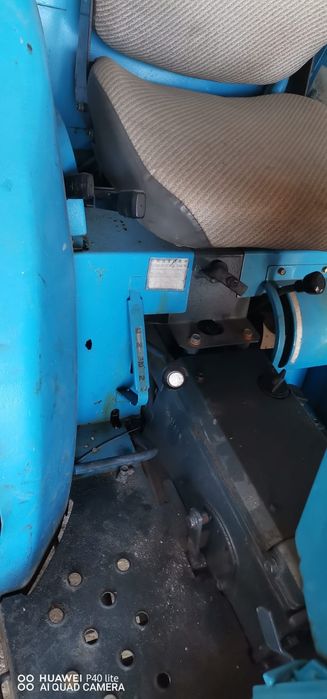 Vând tractor Mitsubishi Kumiai