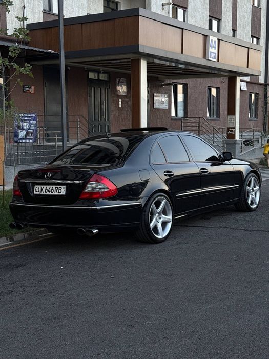 Mersedes bens W211