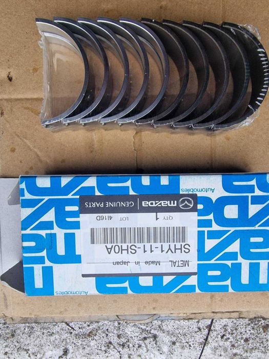 Продавам колянов вал за Мазда 2,2 Скайактив с лагери и биела 1 брой