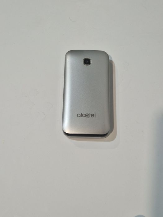 Telefon Alcatel cu clapeta perfect funcțional