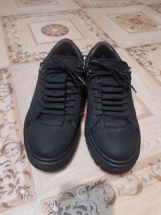 Мужские кроссовки