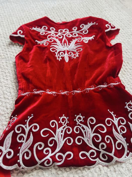 Қазақша киім 2000 тг қымбат емес