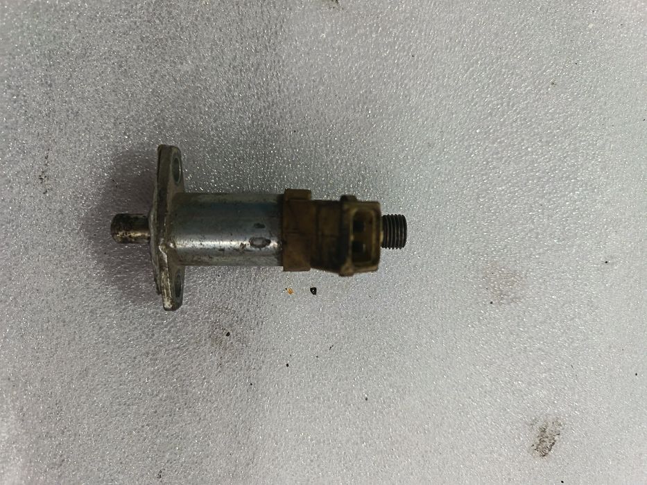 Продам запчасти на мерседес 190 102двигатель