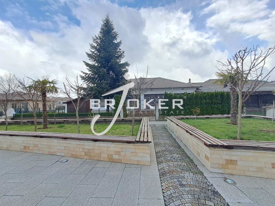 Продава се Заведение в с. Чакаларово, Област Кърджали - 180 кв.м за 1000 €/кв.м - Снимка #3