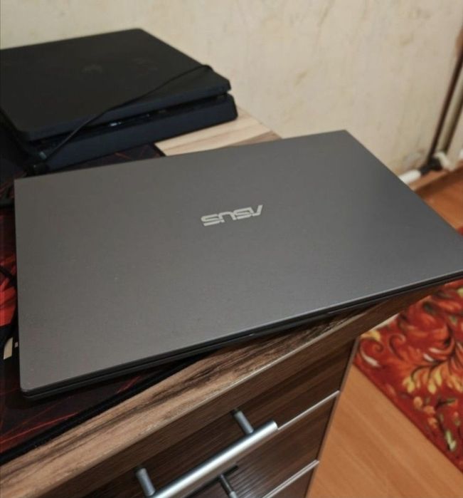 Ультрабук Asus 2020 года