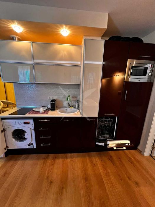 Продава се Тристаен апартамент в к.к. Слънчев бряг - 84 кв.м за 1584 €/кв.м - Снимка #1