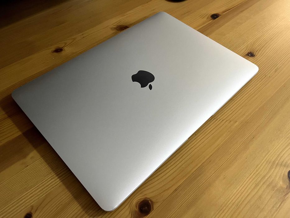 Macbook Air M1 8/256