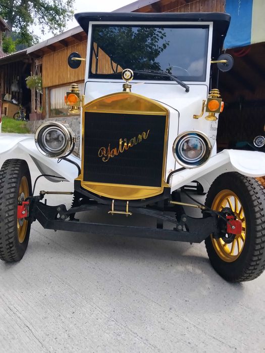 Vând mașina electrica stil epoca